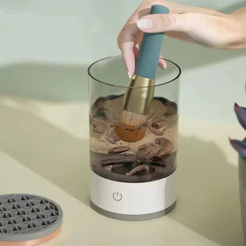 BRUSHY PRO™ MÁQUINA DE LAVADO DE BROCHAS 3 EN 1